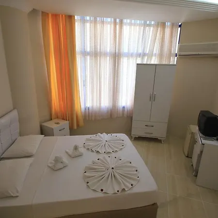 Club Anra מלון 2*