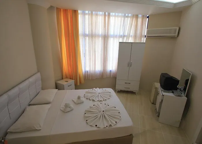 Club Anra Szálloda 2*